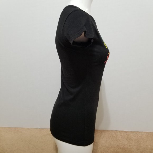 Reebok shirt Small skull & barbell crossbones graphic rainbow Pride goth punk - Picture 4 of 8